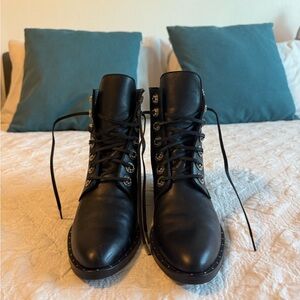Freda Salvador Ralph Boots (used) 8.5